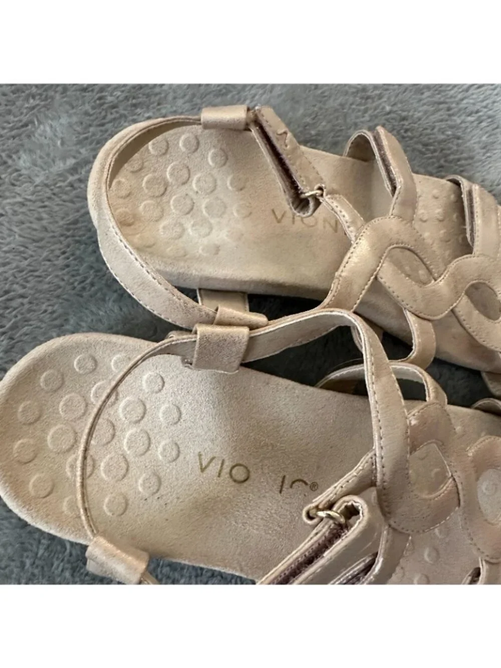 Vionic Jodie Gold Adjustable Sandals Shoes Women's size 9 - Picture 2 of 5